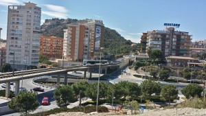 tranvía avenida</div>
					<div class=