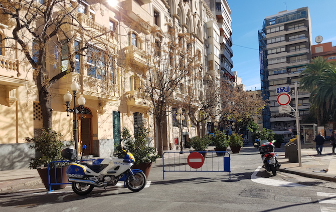 Avenida de la Constitución , cuando fue peatonalizada por el PSOE en diciembre de 2017.