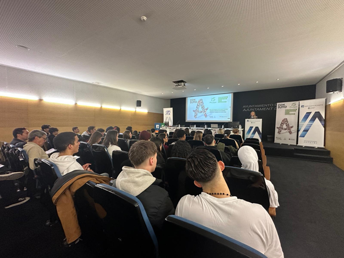 El Día de los Derechos del Consumidor centra sus jornadas en las personas mayores