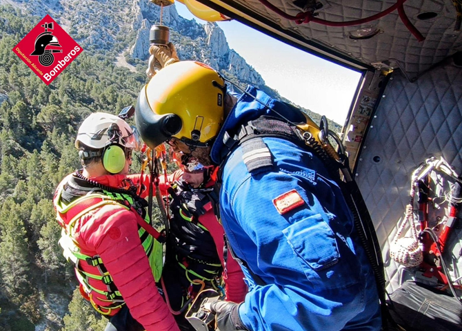 Rescatado un joven de 19 años tras lesionarse en una ruta por Finestrat