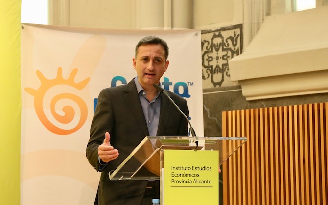 C&eacute;sar S&aacute;nchez, en una intervenci&oacute;n (archivo).