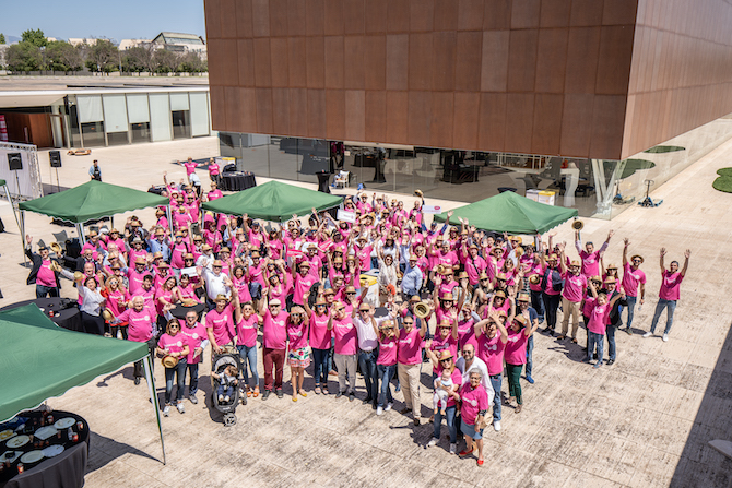 Fiesta rotaractiana con Barry Rassin en la Universidad de Alicante. / Cristina Grau