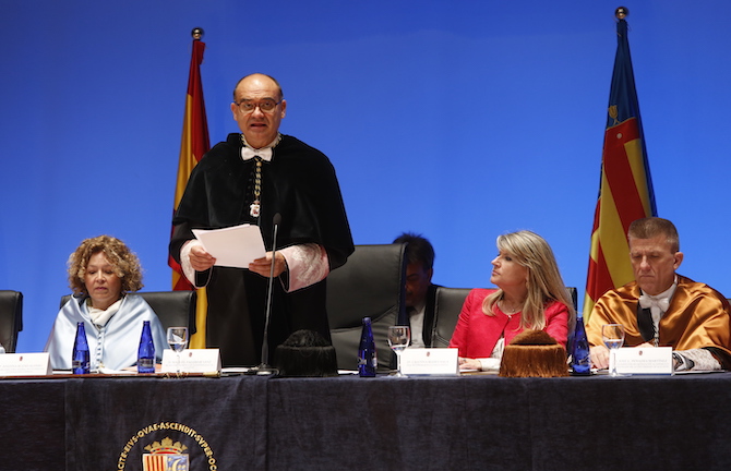 Manuel Palomar, durante su discurso de clausura del curso académico 2018-19.