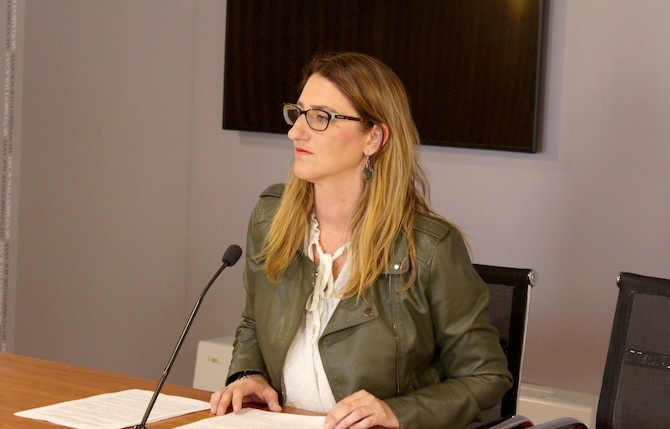 La portavoz del PP y concejal de Urbanismo, Mari Carmen de España.