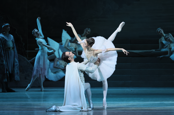 Stars Gala reunirá en Alicante a estrellas internacionales del ballet con el debut en España de Maria Ilyushkina