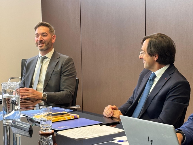 Luis Fernando Sánchez Villena asume la dirección del Puerto de Alicante