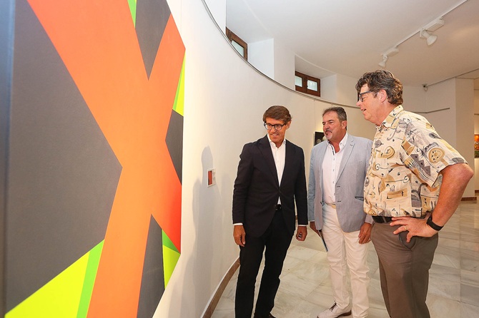 La Diputación abre al público la nueva exposición del Club Big Arte de Bigastro