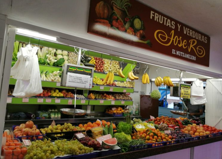 Los mercados piden proteger la venta tradicional frente a la hosteler&iacute;a
