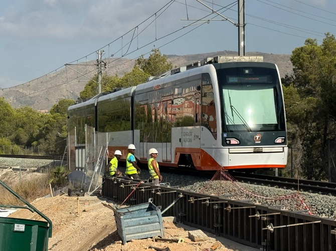 Benidorm abre tres nuevos cruces para integrar el TRAM en la ciudad