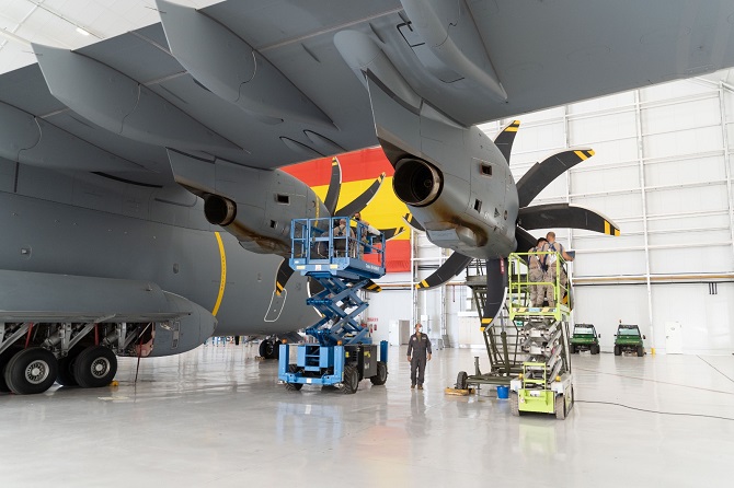 Avión de Defensa del Gobierno de España listo para repatriar a los españoles en Afganistán