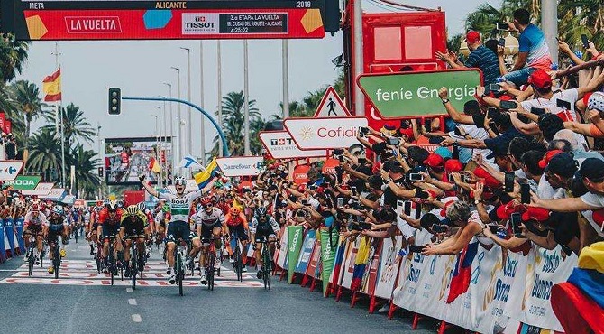 Vuelta ciclista a Espa&ntilde;a etapa en Alicante