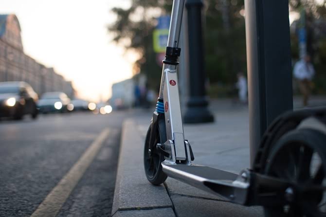 Los patinetes no tendr&aacute;n que llevar las luces encendidas las 24 horas hasta 2027