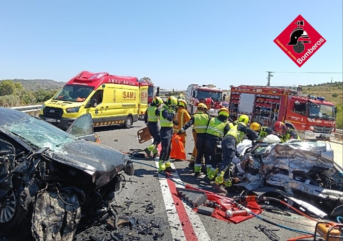 Dos fallecidos y dos heridos en un accidente entre Benissa y Dénia