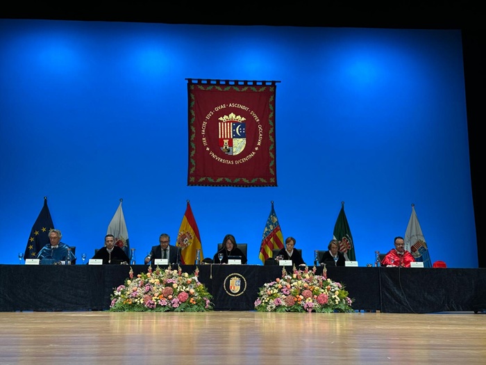 Rovira reivindica la universidad pública como motor de igualdad, innovación y progreso