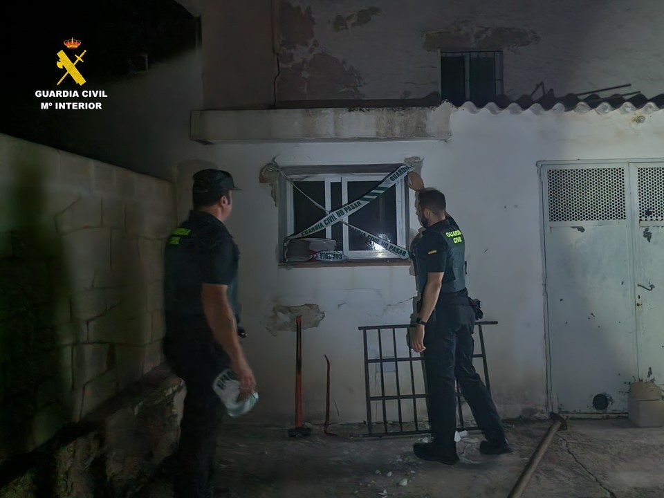 Rescatada en Altea una mujer atrapada en un incendio