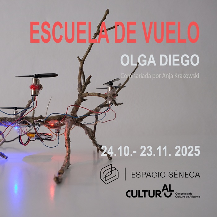 Olga Diego presenta en el Espacio Séneca una gran escultura dirigida por drones