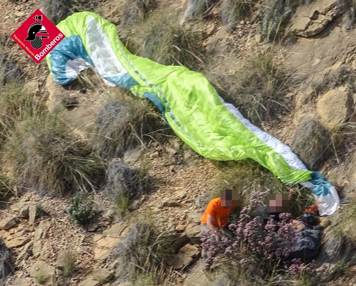 Fallece un parapentista al caer en la montaña del Palomaret