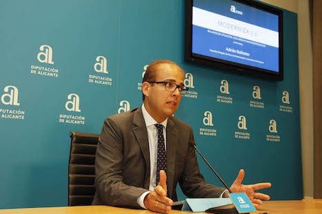 El diputado de Buen Gobierno, Adrián Ballester.
